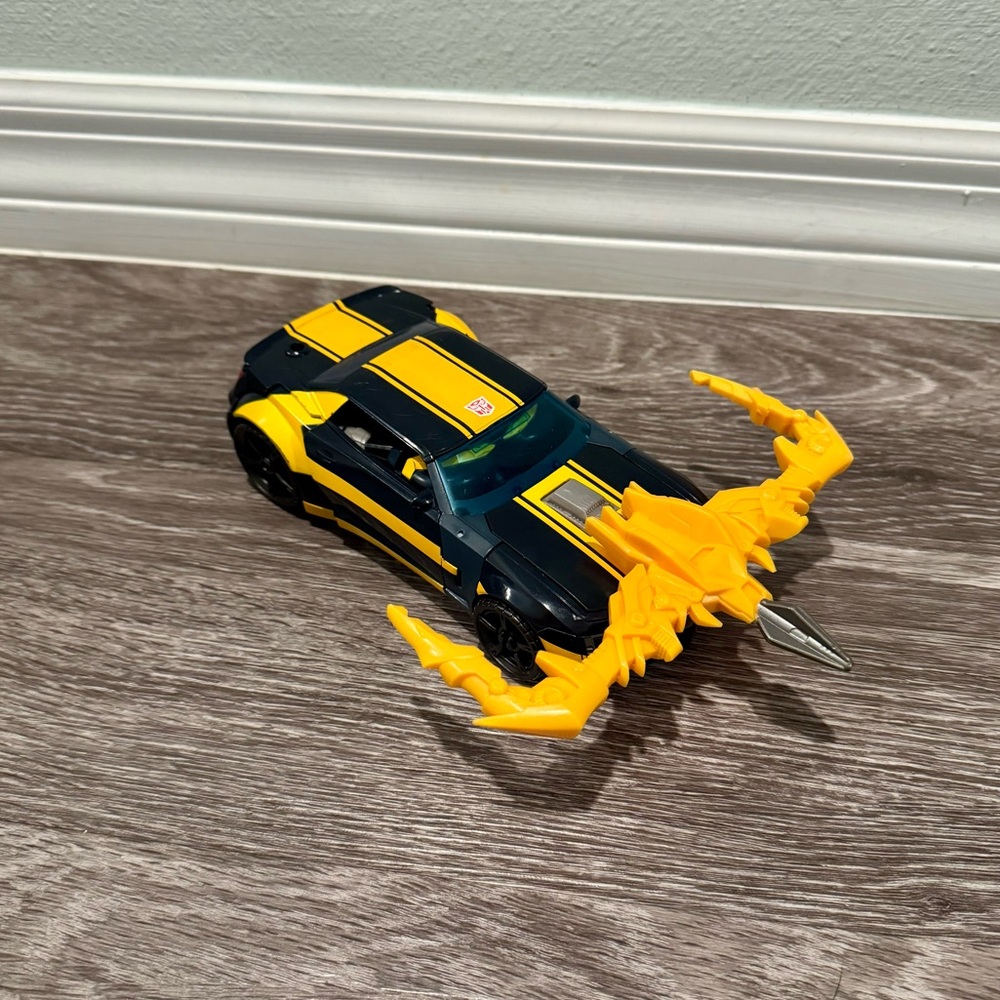 Transformers Prime Beast Hunters Talking Bumblebee action figure.